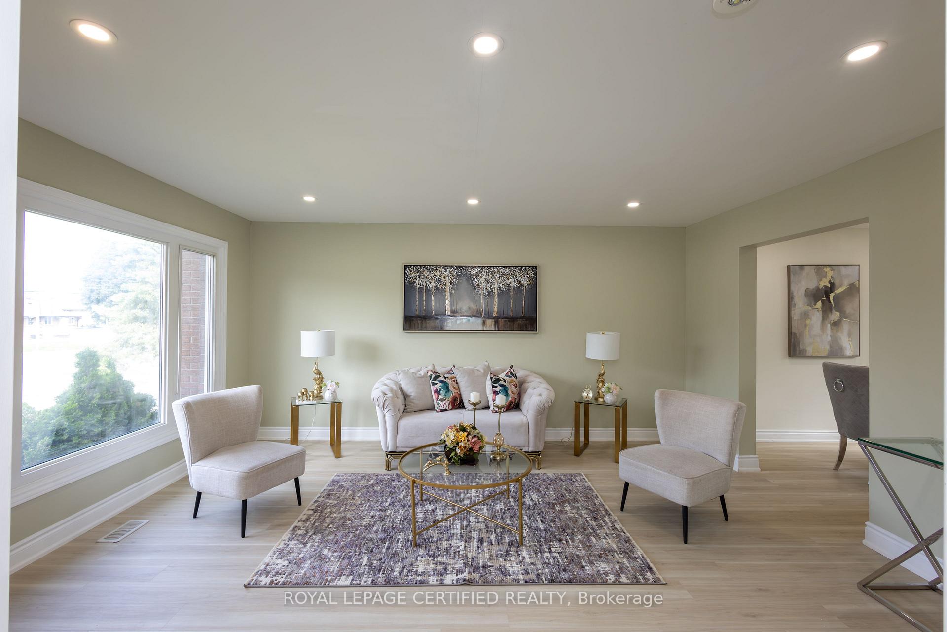 Photo 2 of 111 Limeridge Road W, Hamilton, Rolston — HOMEH