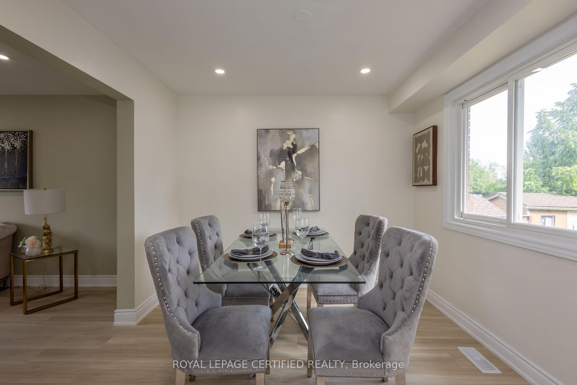 Photo 11 of 111 Limeridge Road W, Hamilton, Rolston — HOMEH