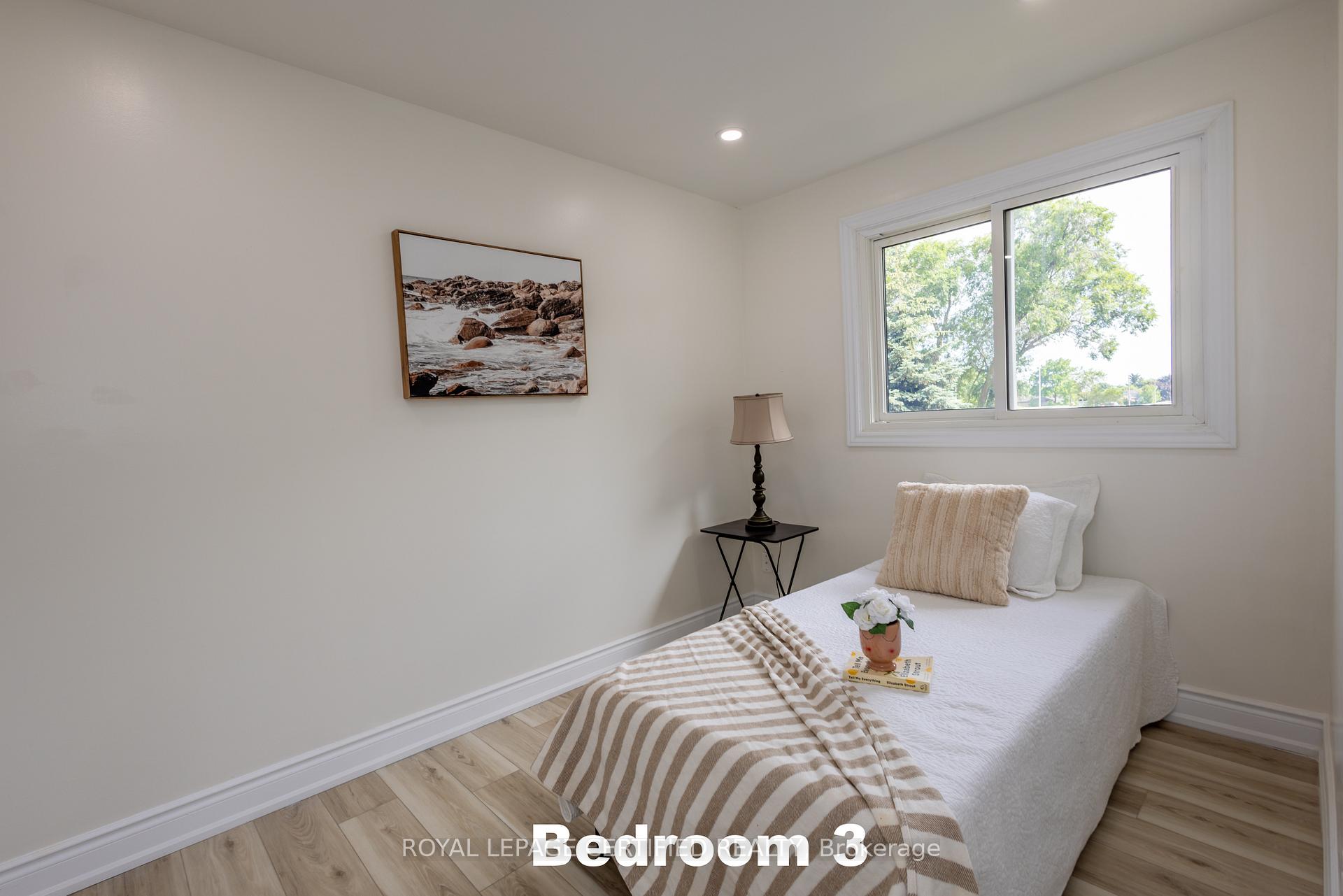 Photo 24 of 111 Limeridge Road W, Hamilton, Rolston — HOMEH