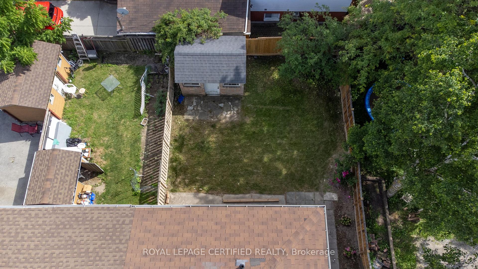 Photo 44 of 111 Limeridge Road W, Hamilton, Rolston — HOMEH