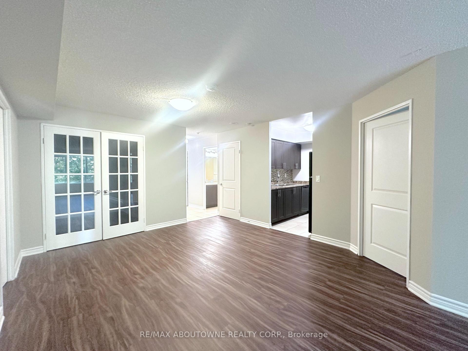 Photo 4 of Unit 222, 45 Lisgar Street, Toronto, Little Portugal — HOMEH