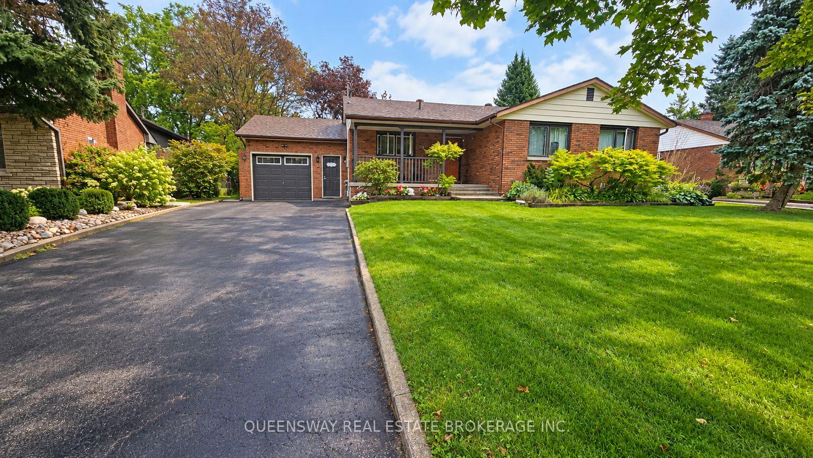 Photo 1 of Unit Basement, 34 Tower Crescent, Barrie, Allandale Heights — HOMEH