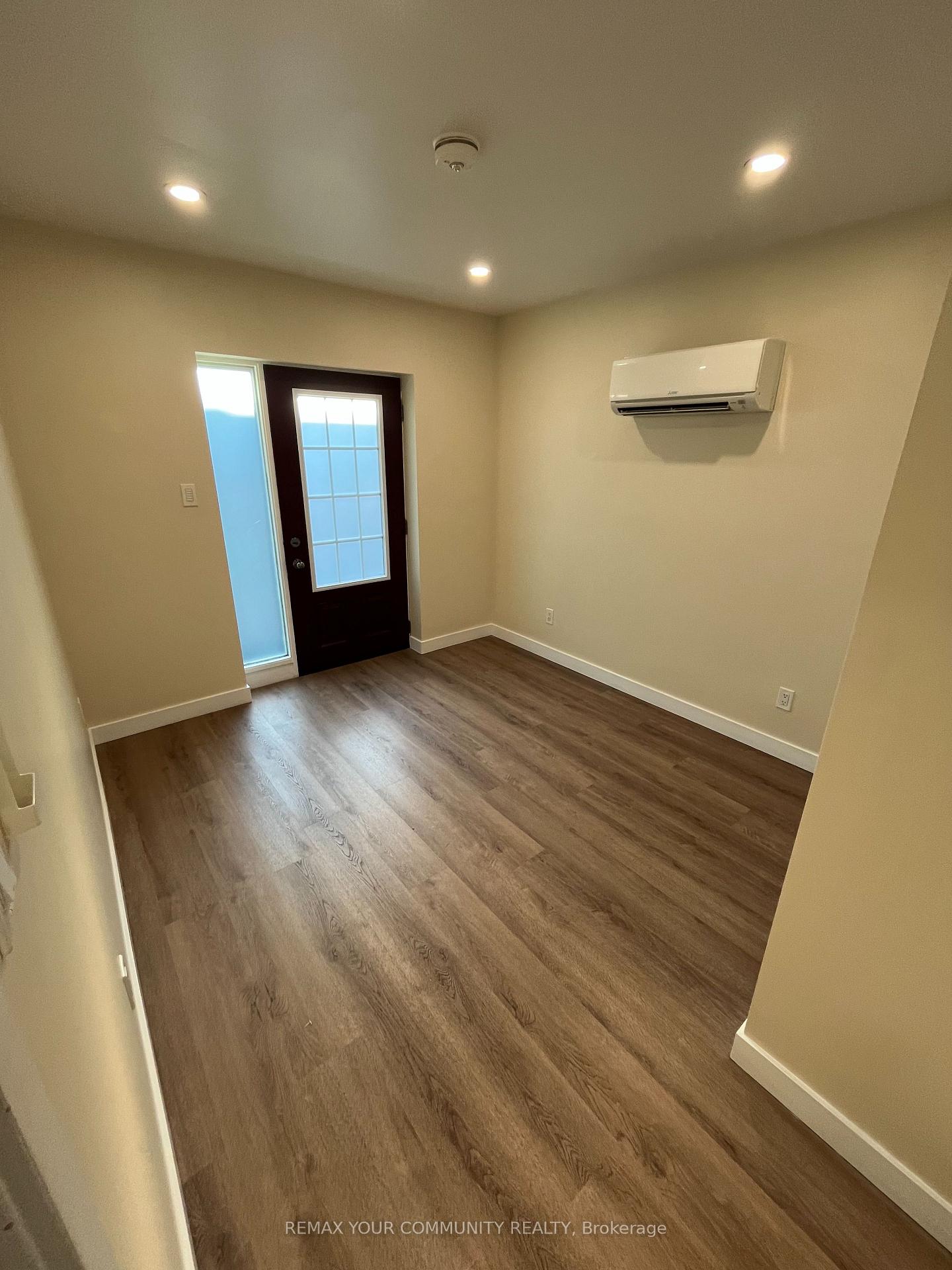 Photo 3 of Unit Main, 2 Harold Street, Etobicoke, Mimico — HOMEH