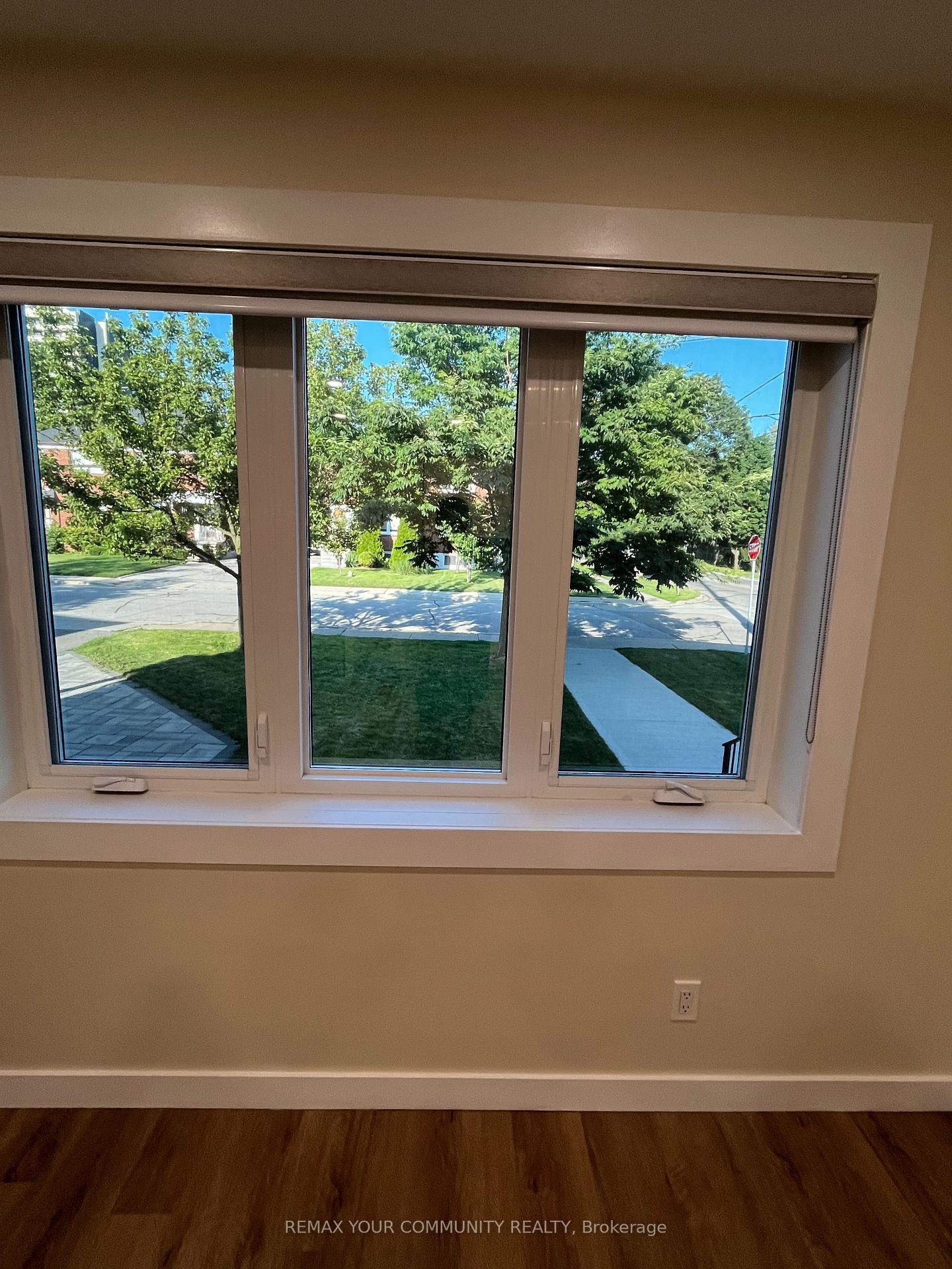 Photo 5 of Unit Main, 2 Harold Street, Etobicoke, Mimico — HOMEH