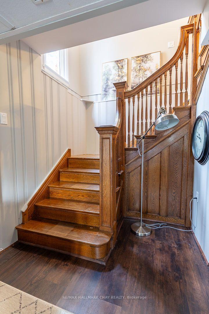 Photo 23 of 63 Napier Street, Barrie, Codrington — HOMEH