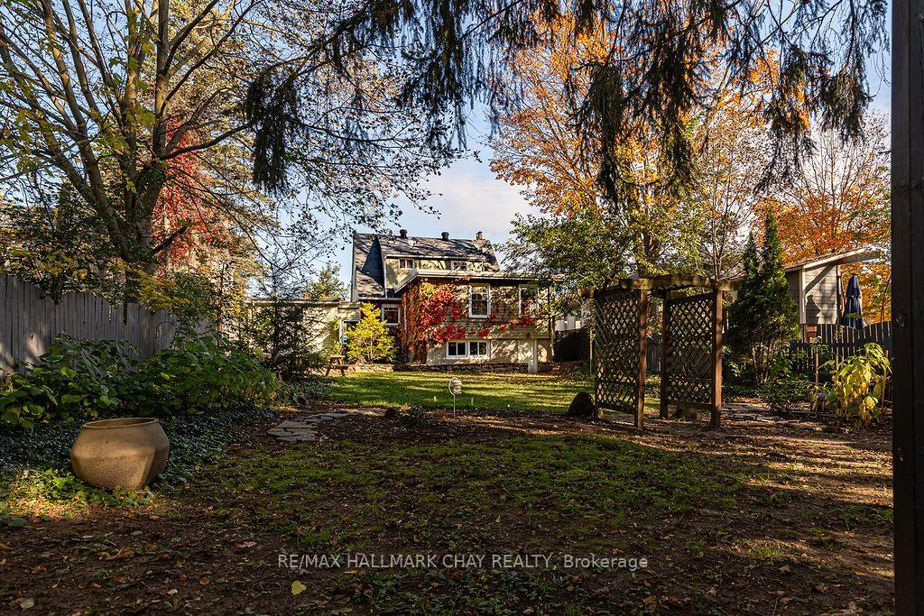 Photo 31 of 63 Napier Street, Barrie, Codrington — HOMEH