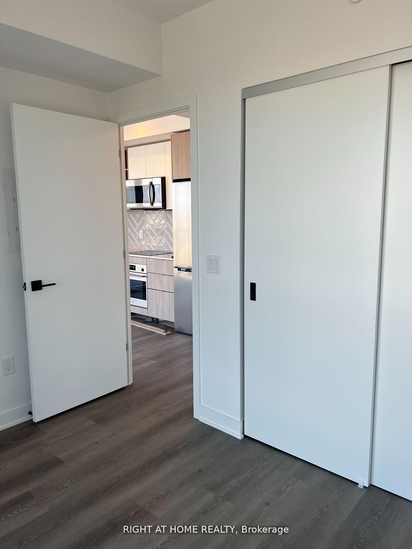 Photo 7 of Unit 2303, 36 Zorra Street, Etobicoke, Islington-City Centre West — HOMEH