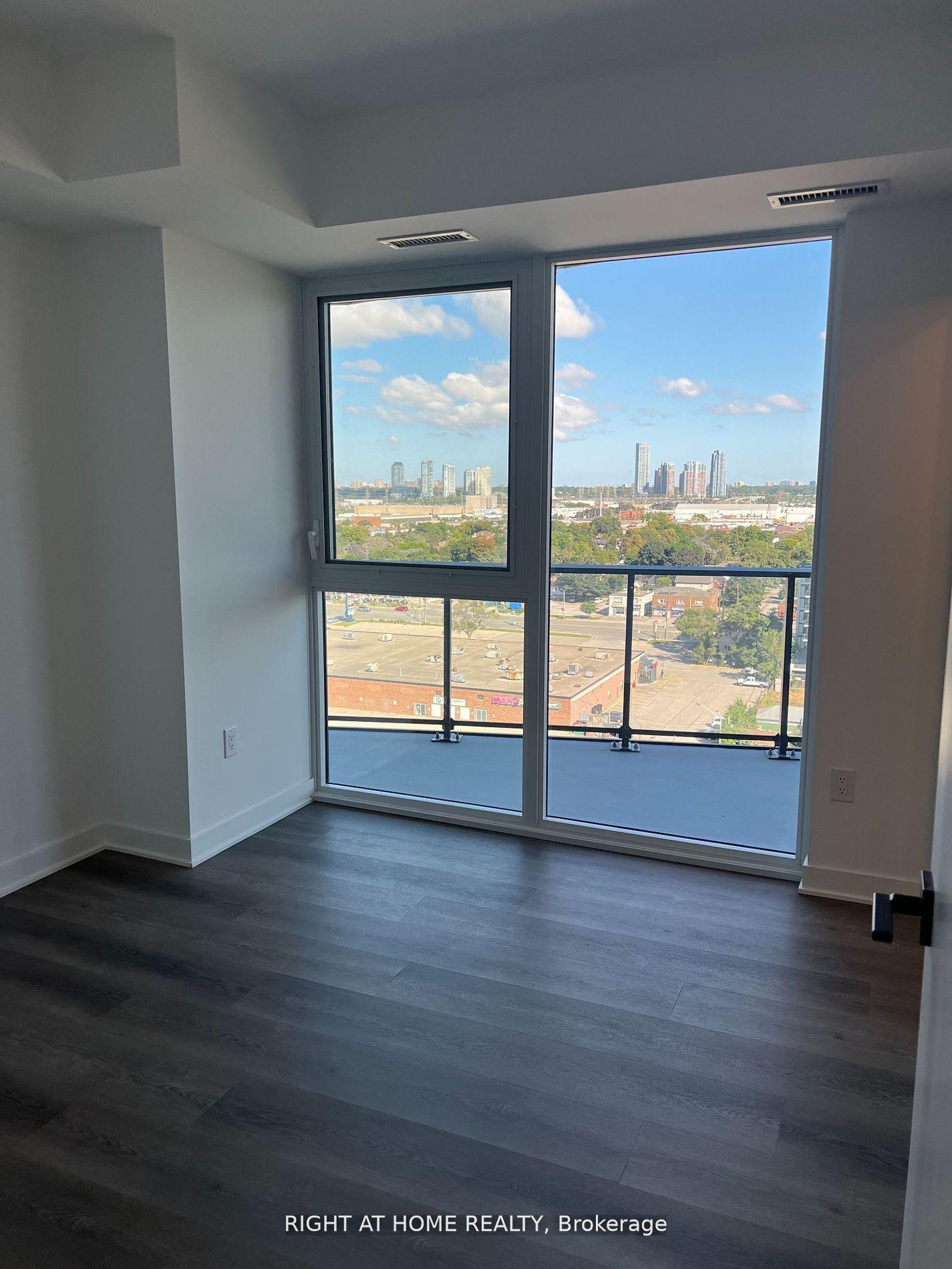 Photo 10 of Unit 2303, 36 Zorra Street, Etobicoke, Islington-City Centre West — HOMEH