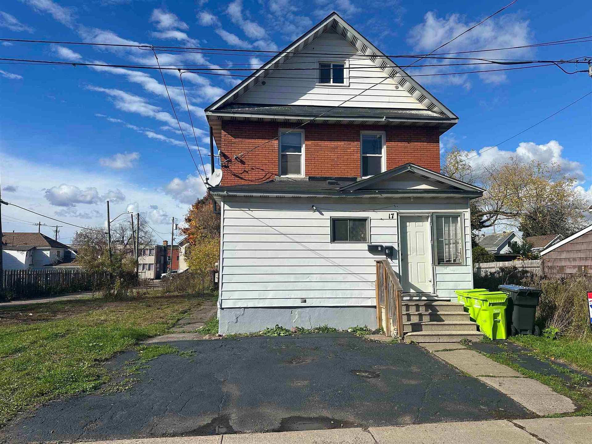 Photo 1 of 17 Abbott Street, Sault Ste Marie, Ward 2 — HOMEH