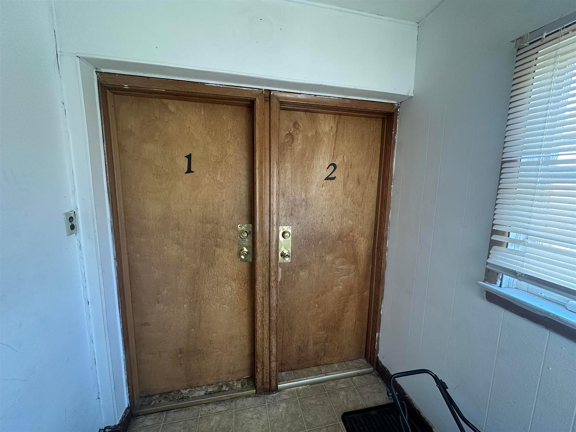 Photo 5 of 17 Abbott Street, Sault Ste Marie, Ward 2 — HOMEH