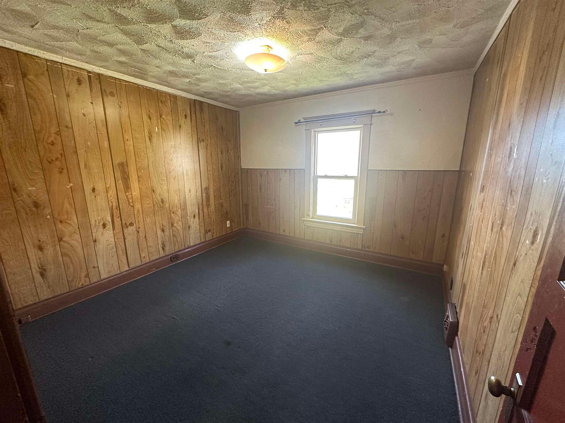 Photo 9 of 17 Abbott Street, Sault Ste Marie, Ward 2 — HOMEH