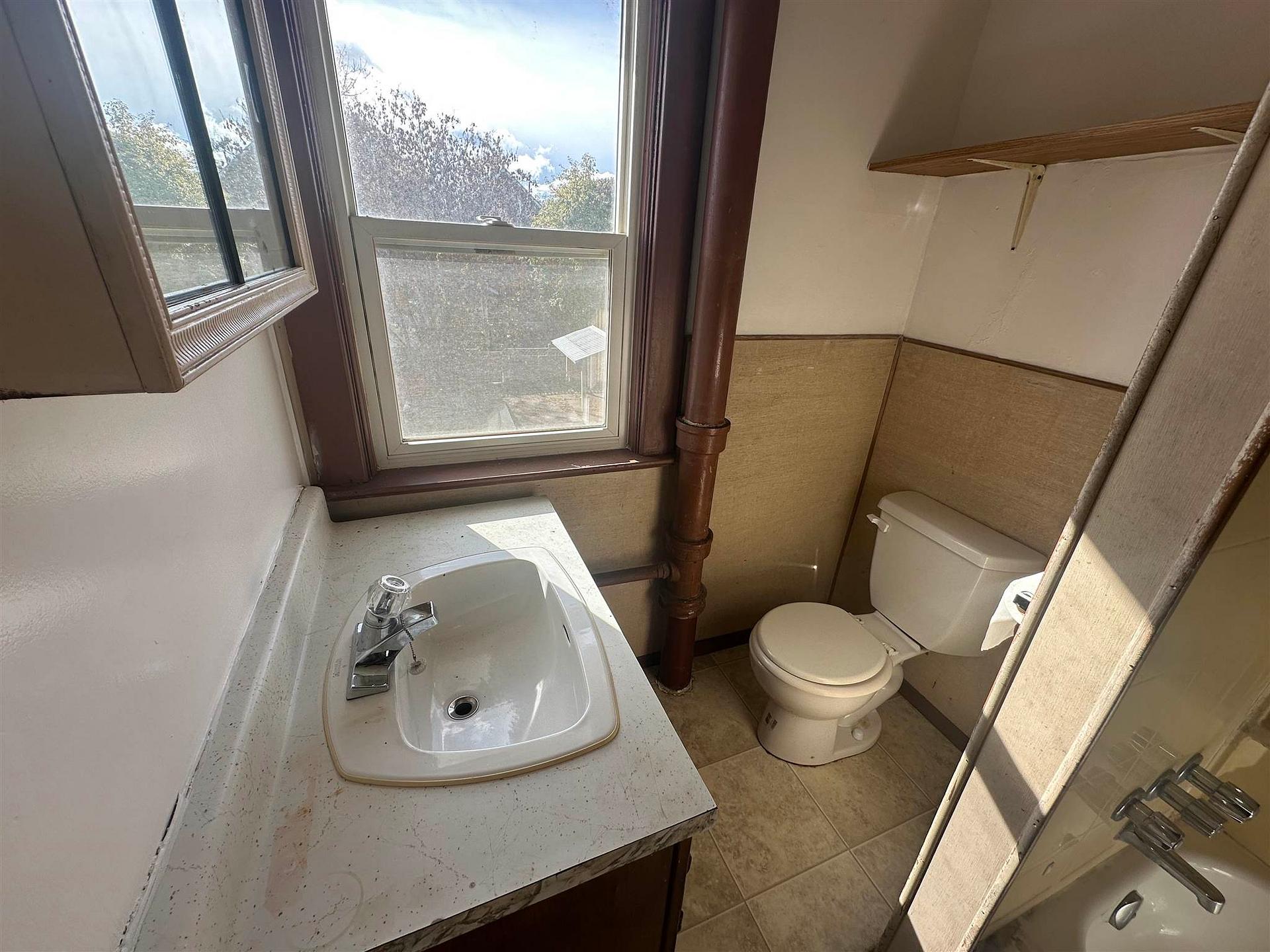 Photo 14 of 17 Abbott Street, Sault Ste Marie, Ward 2 — HOMEH
