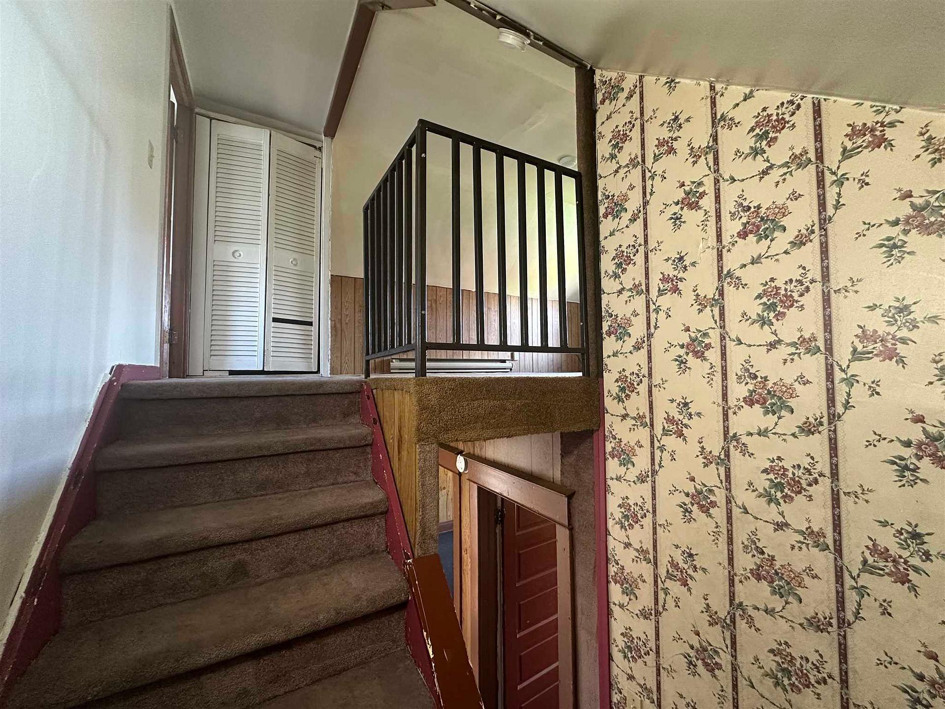 Photo 15 of 17 Abbott Street, Sault Ste Marie, Ward 2 — HOMEH