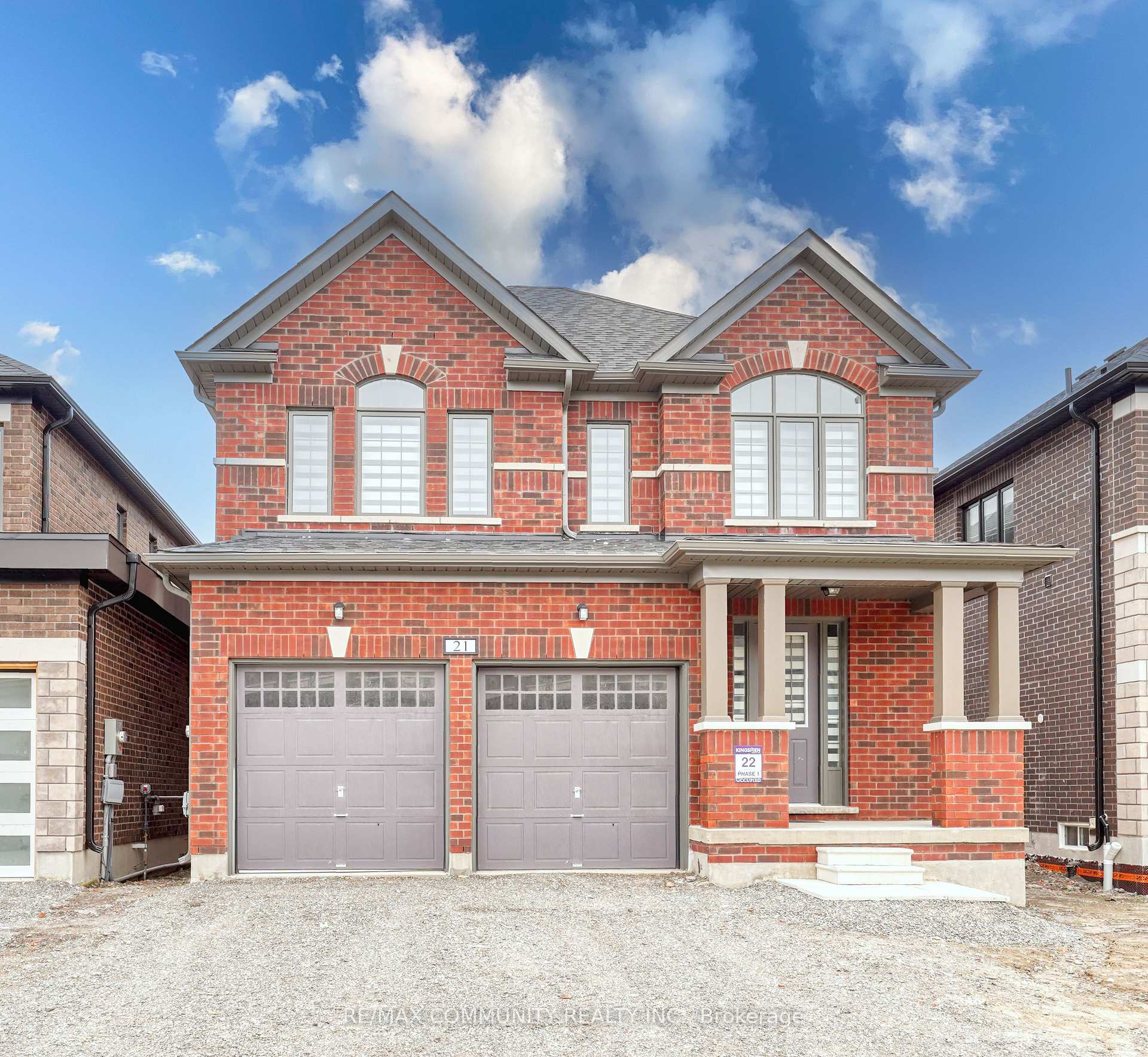 Photo 1 of 21 Corley Street, Kawartha Lakes, Lindsay — HOMEH