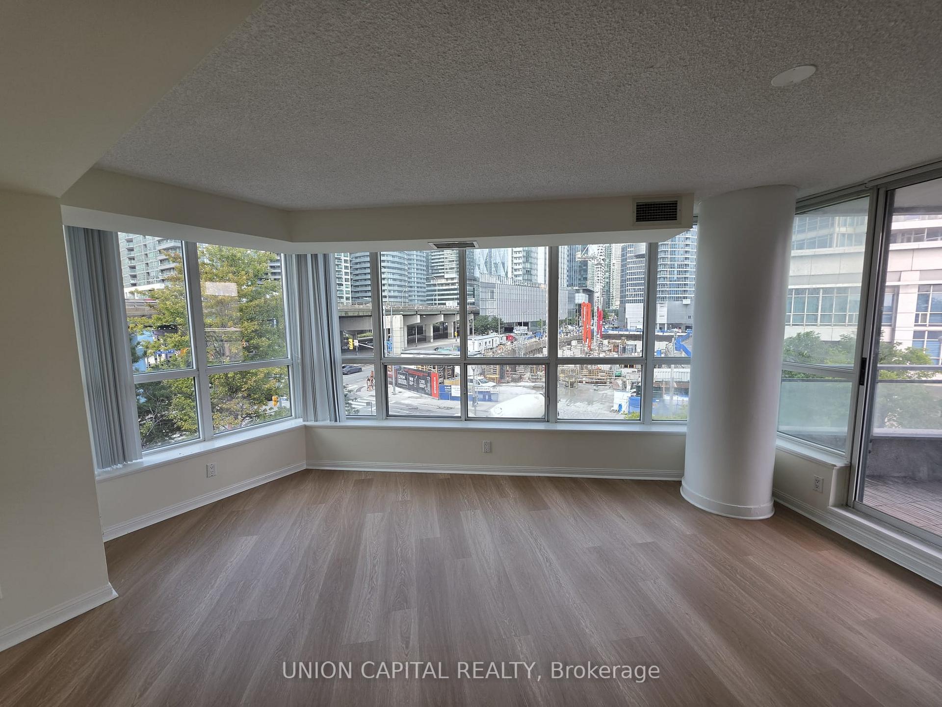 Photo 1 of Unit 302, 228 Queens Quay W, Toronto, Waterfront Communities — HOMEH