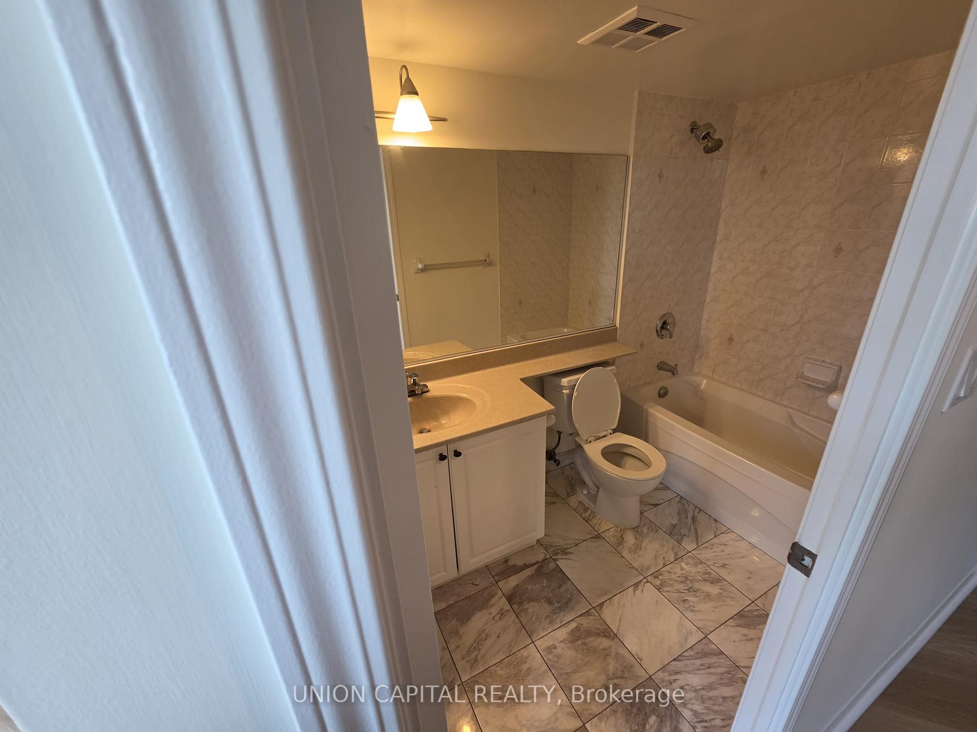 Photo 14 of Unit 302, 228 Queens Quay W, Toronto, Waterfront Communities — HOMEH