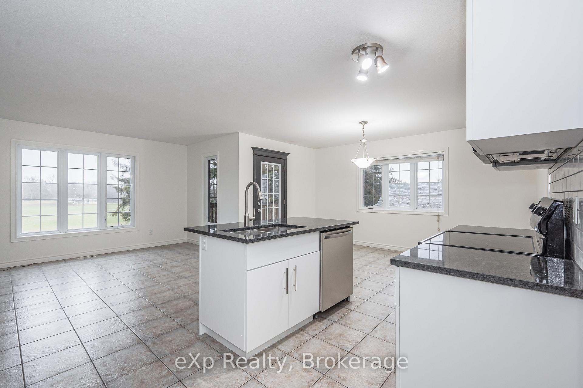 Photo 3 of Unit UPPER, 62 Victoria Road N, Guelph, St. George's — HOMEH
