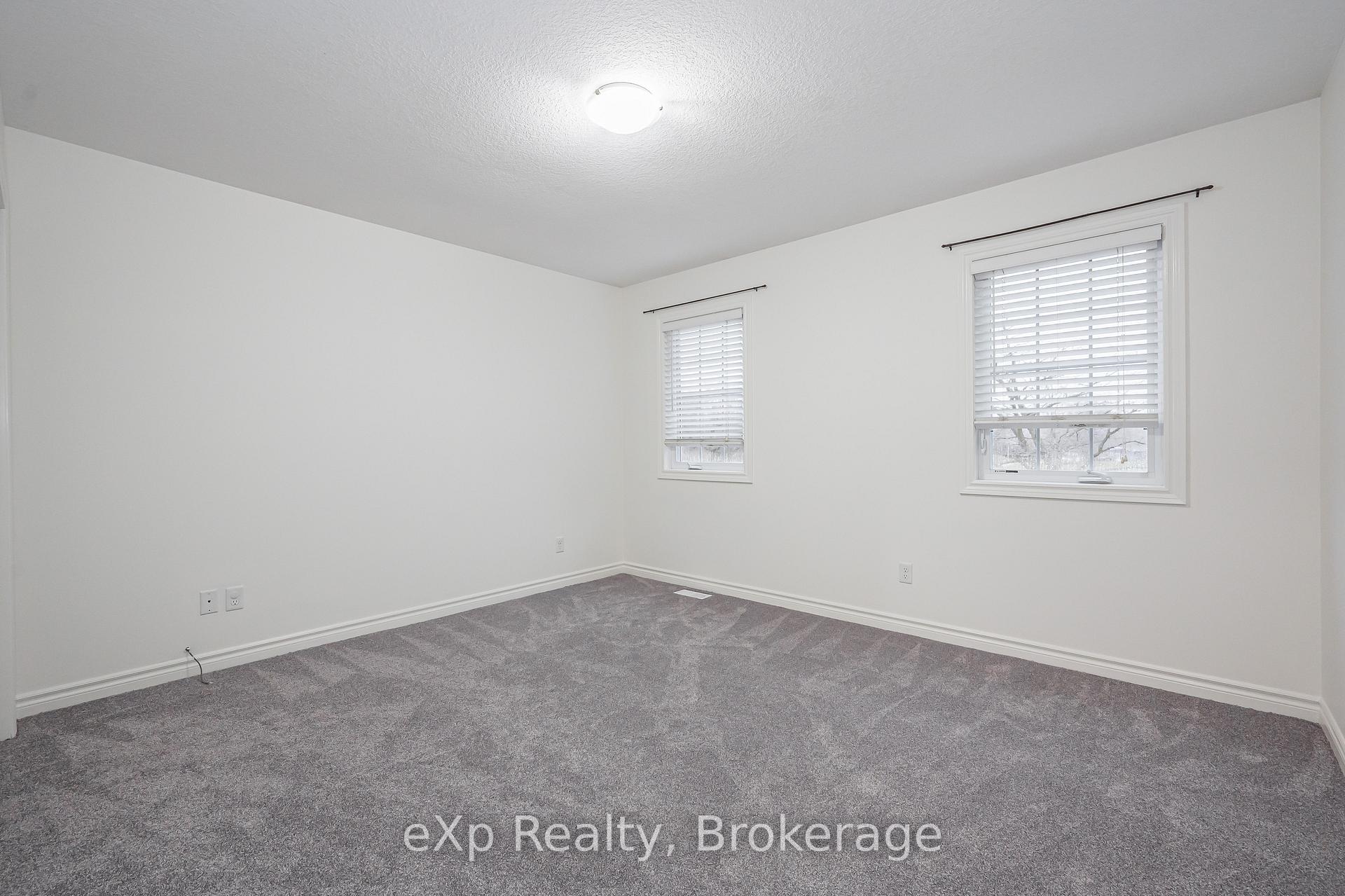 Photo 15 of Unit UPPER, 62 Victoria Road N, Guelph, St. George's — HOMEH