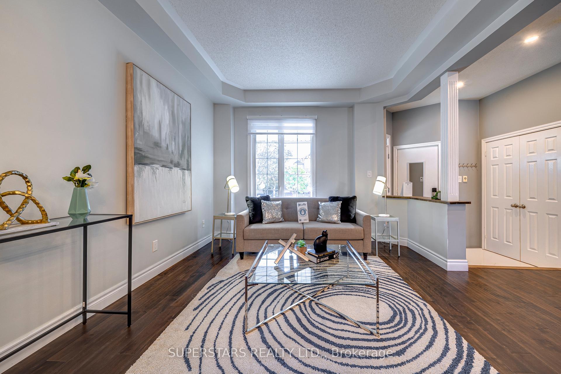 Photo 6 of 32 Divine Drive, Whitby, Rolling Acres — HOMEH