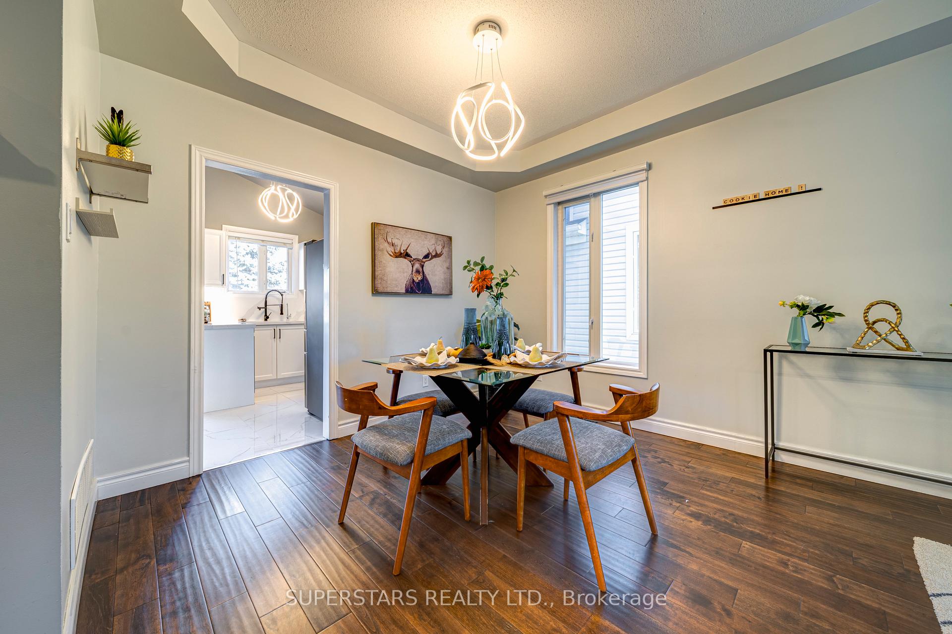 Photo 7 of 32 Divine Drive, Whitby, Rolling Acres — HOMEH