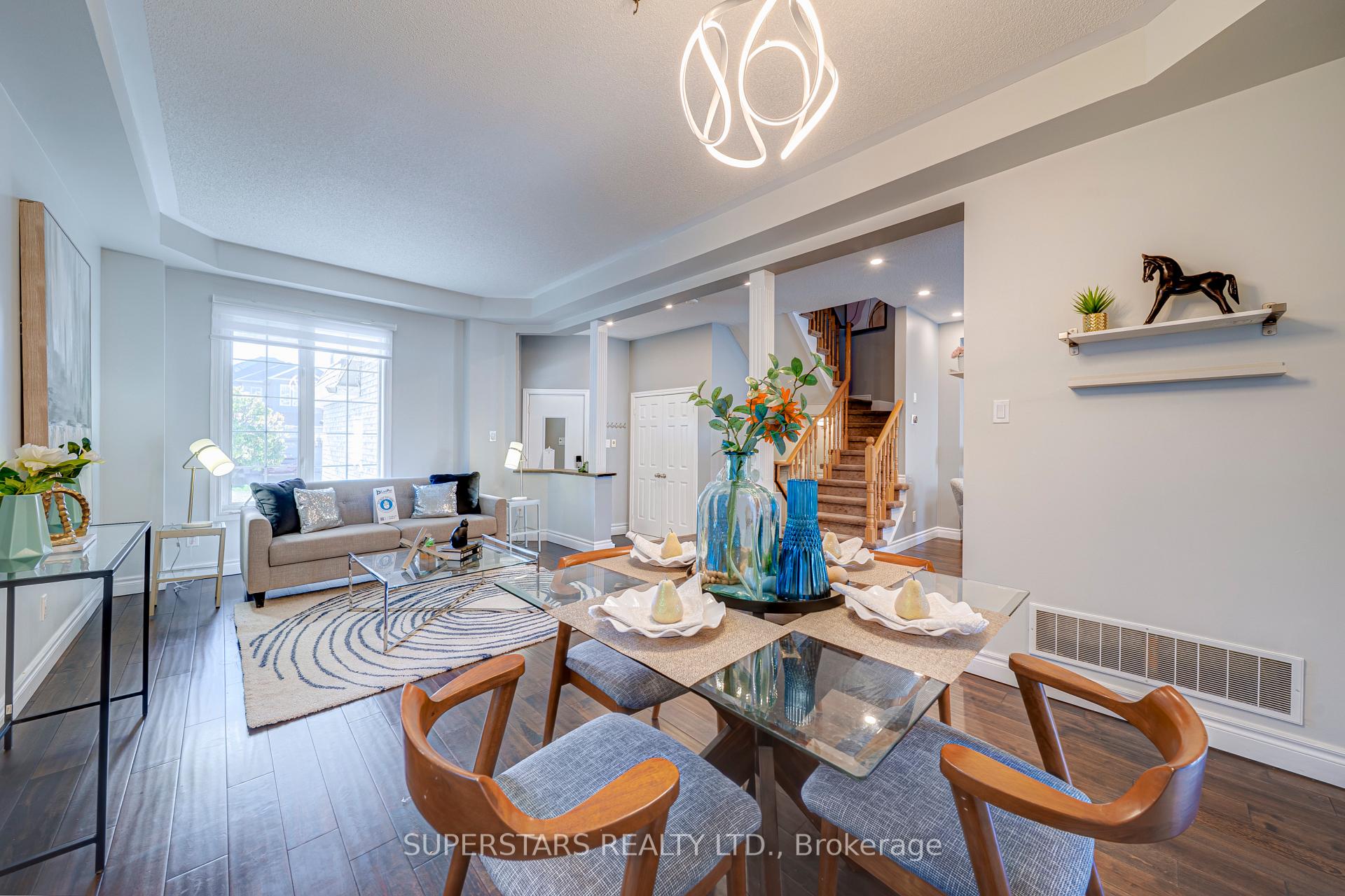 Photo 8 of 32 Divine Drive, Whitby, Rolling Acres — HOMEH