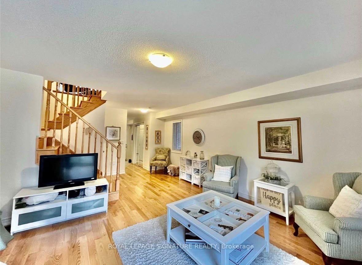 Photo 10 of 3932 Tufgar Crescent, Burlington, Alton — HOMEH