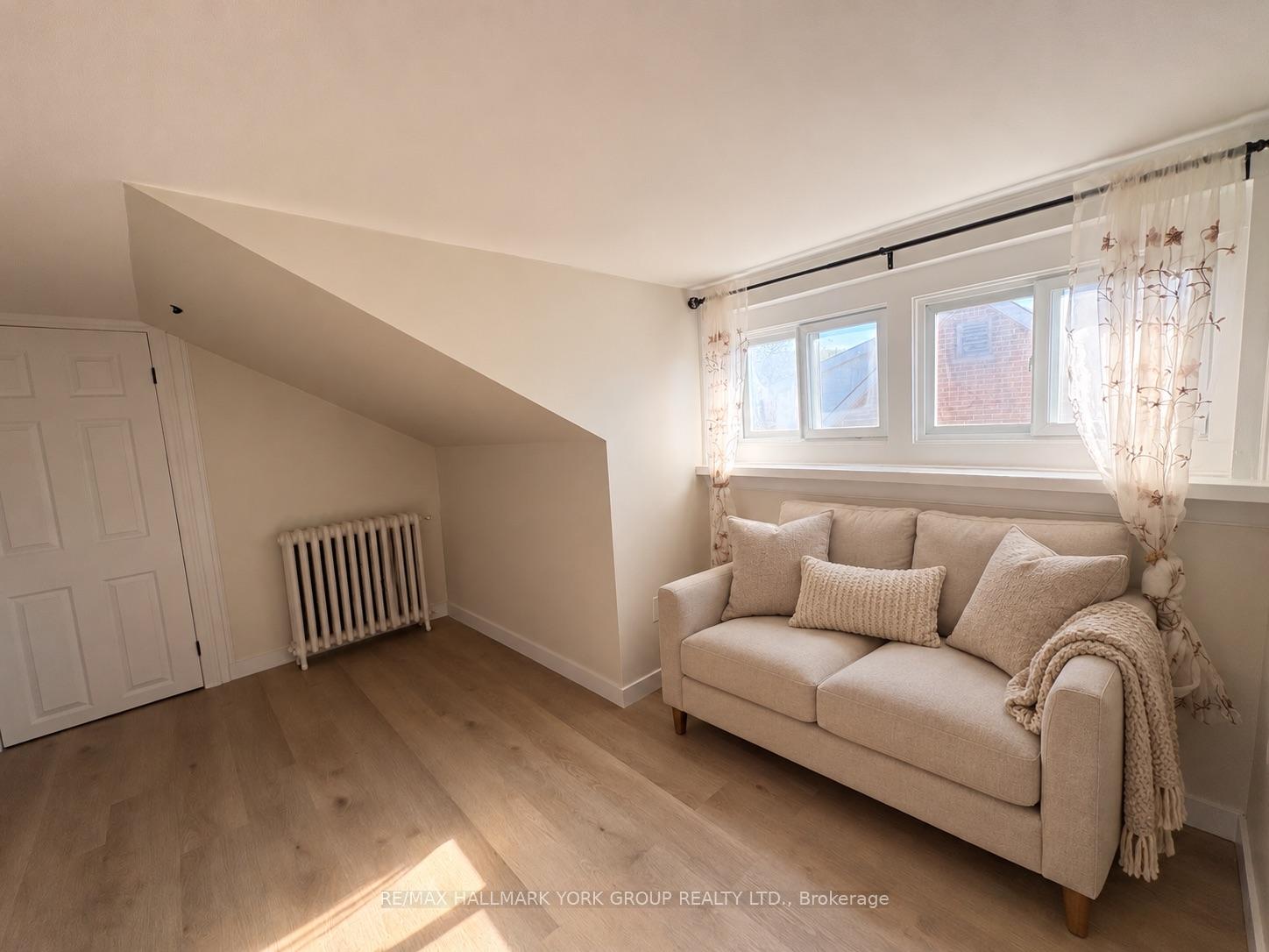 Photo 5 of Unit Upper, 137 Rosehill Boulevard, Oshawa, McLaughlin — HOMEH