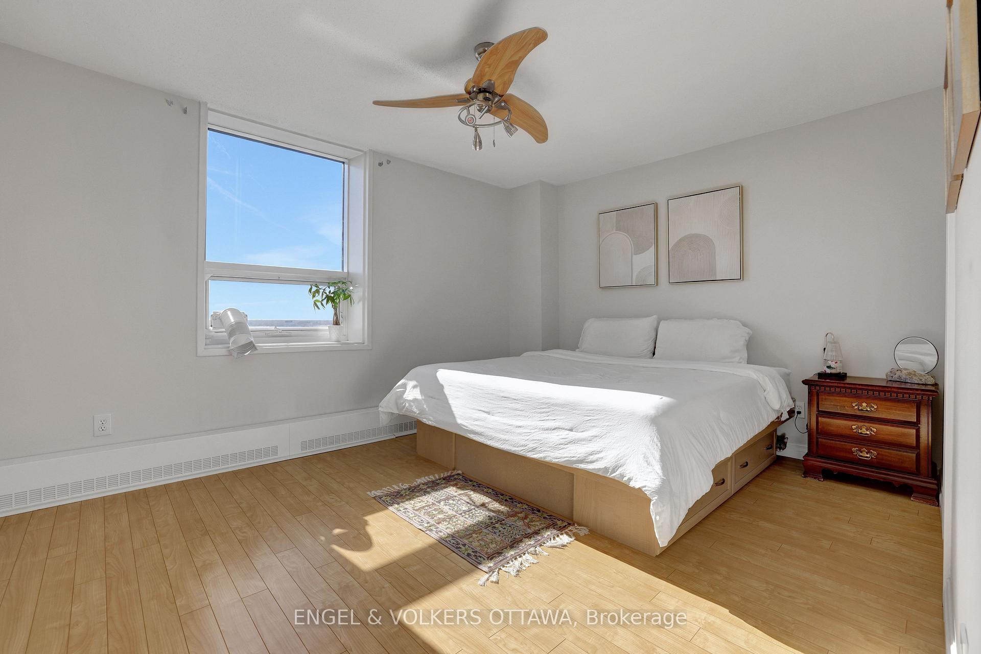 Photo 10 of Unit 2111, 665 Bathgate Drive, Ottawa, Carson Meadows — HOMEH