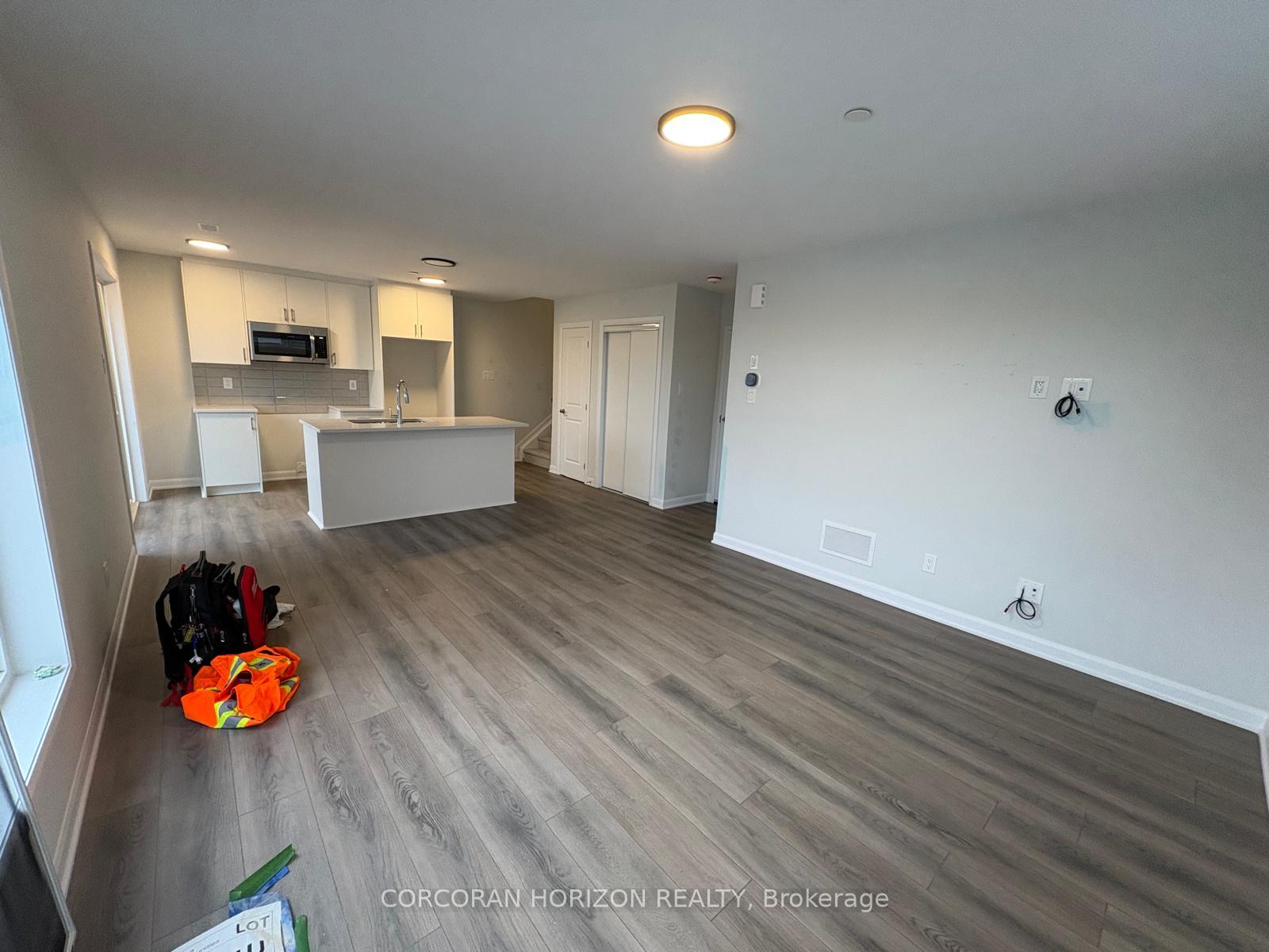 Photo 6 of Unit 23, 1001 Glenroy Gilbert Drive, Ottawa, Barrhaven - Strandherd — HOMEH