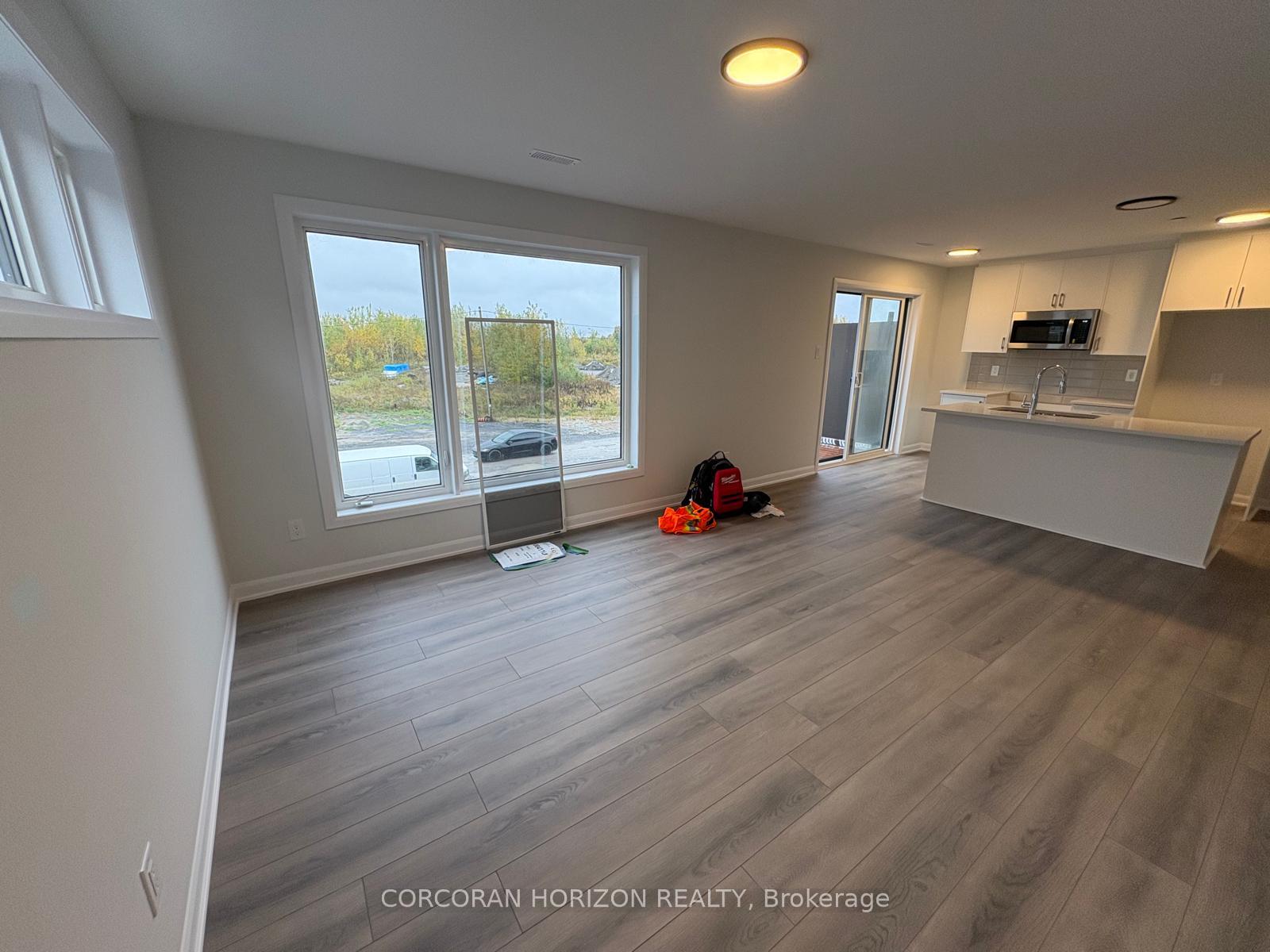 Photo 7 of Unit 23, 1001 Glenroy Gilbert Drive, Ottawa, Barrhaven - Strandherd — HOMEH