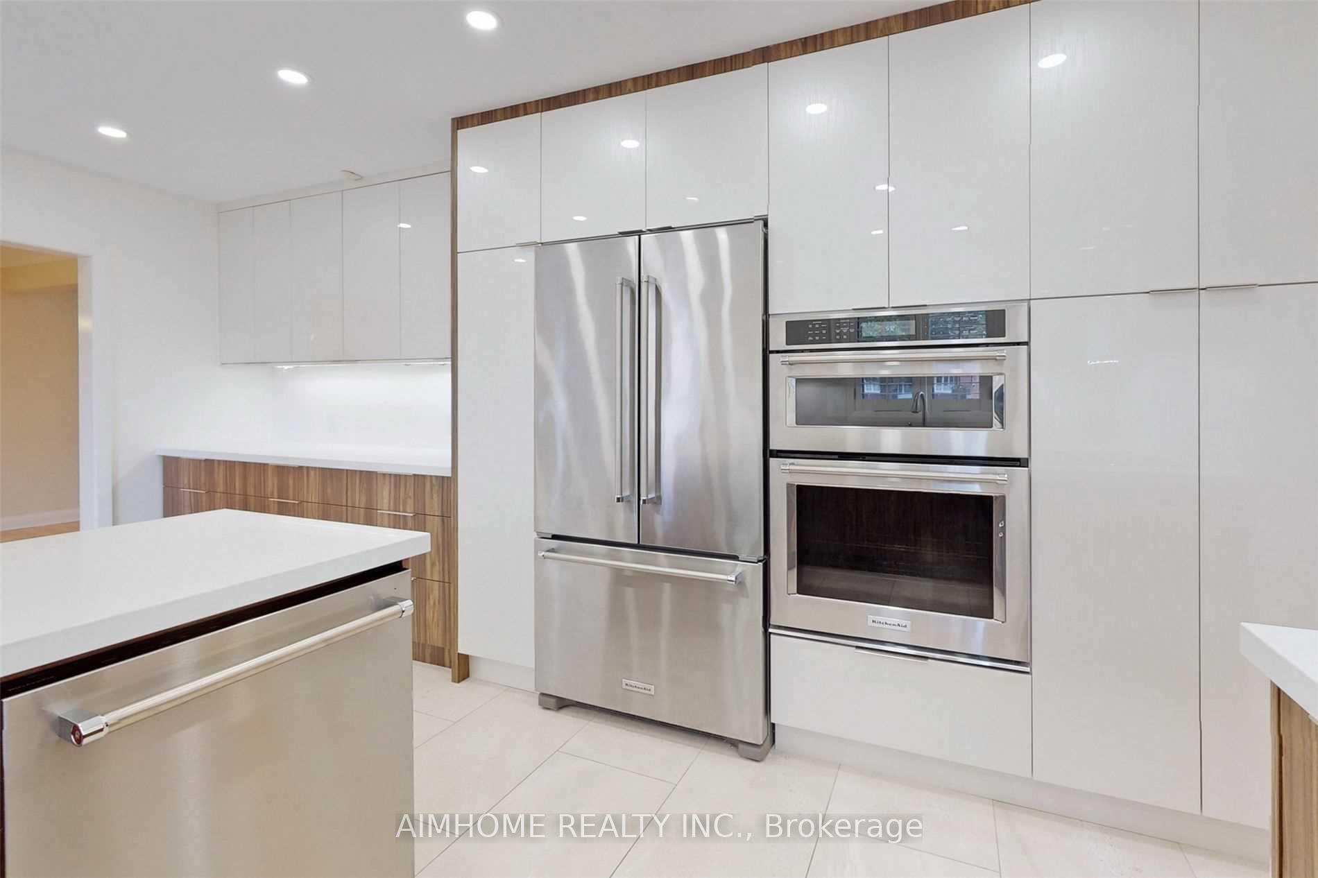 Photo 6 of 103 Alamosa Drive, North York, Bayview Village — HOMEH