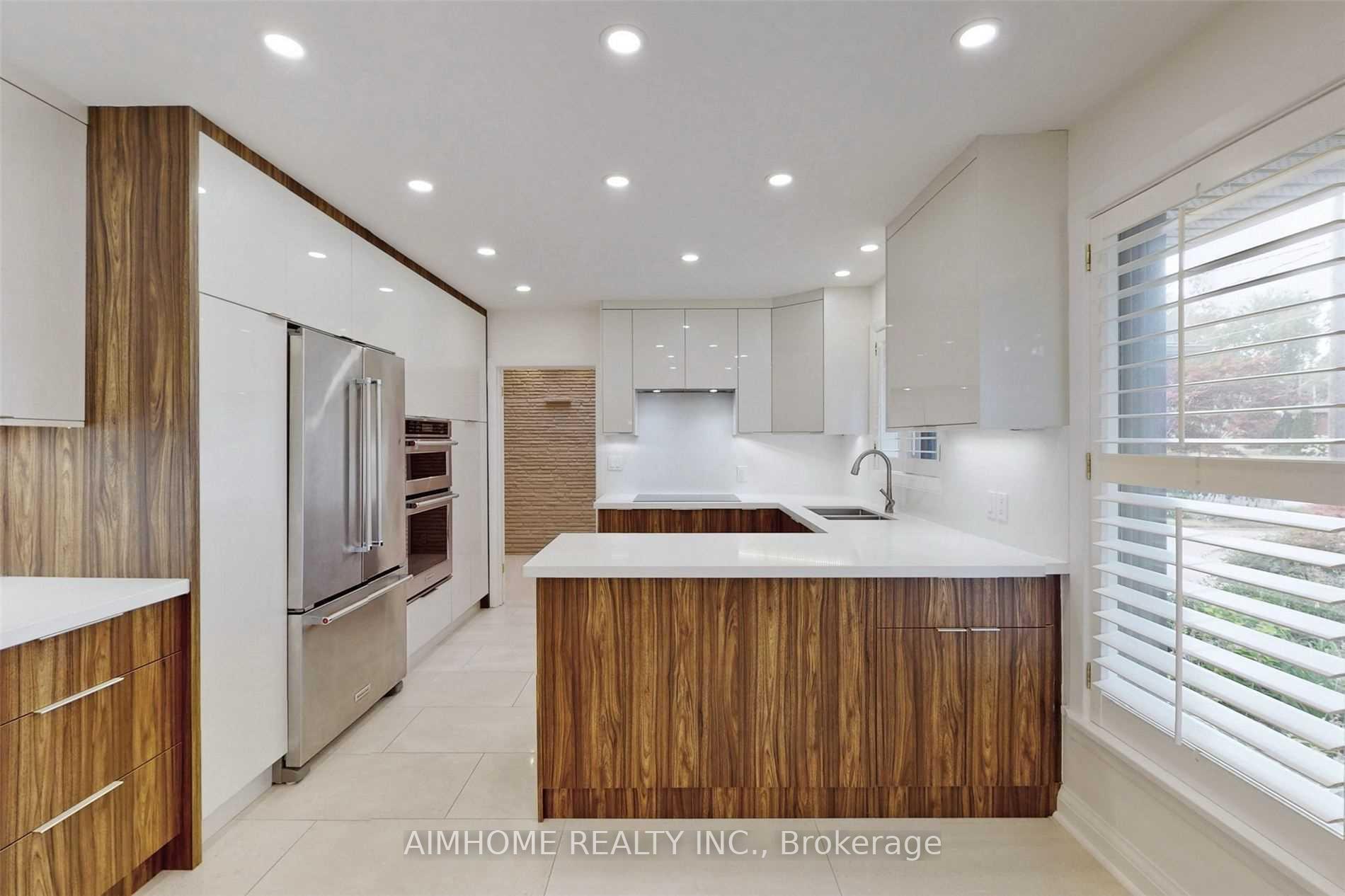 Photo 7 of 103 Alamosa Drive, North York, Bayview Village — HOMEH
