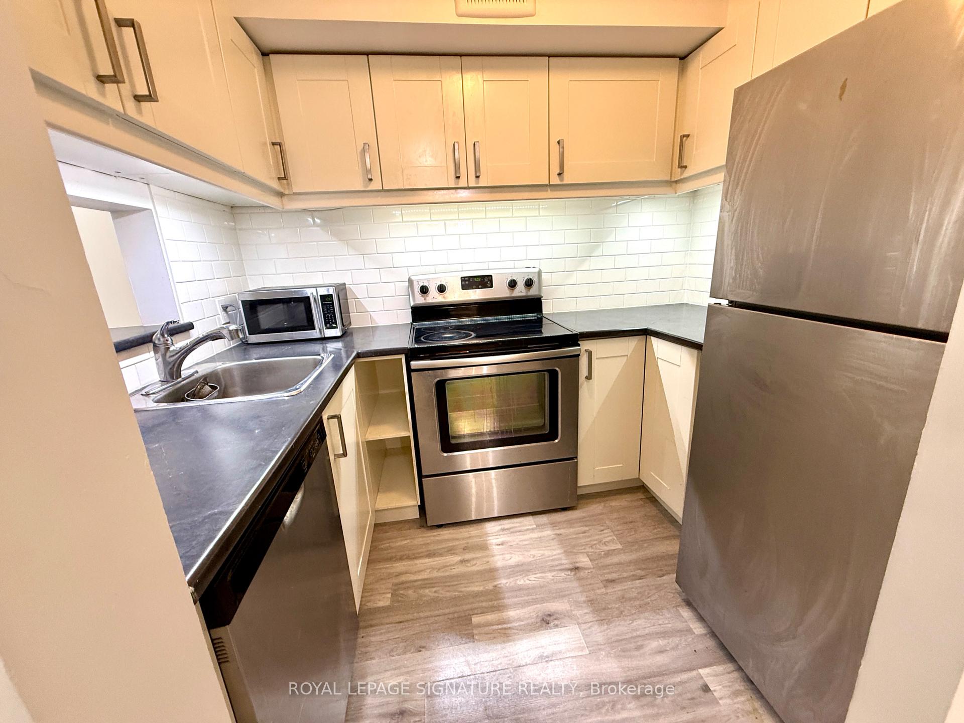 Photo 5 of Unit 309, 92 King Street E, Toronto, Church-Yonge Corridor — HOMEH