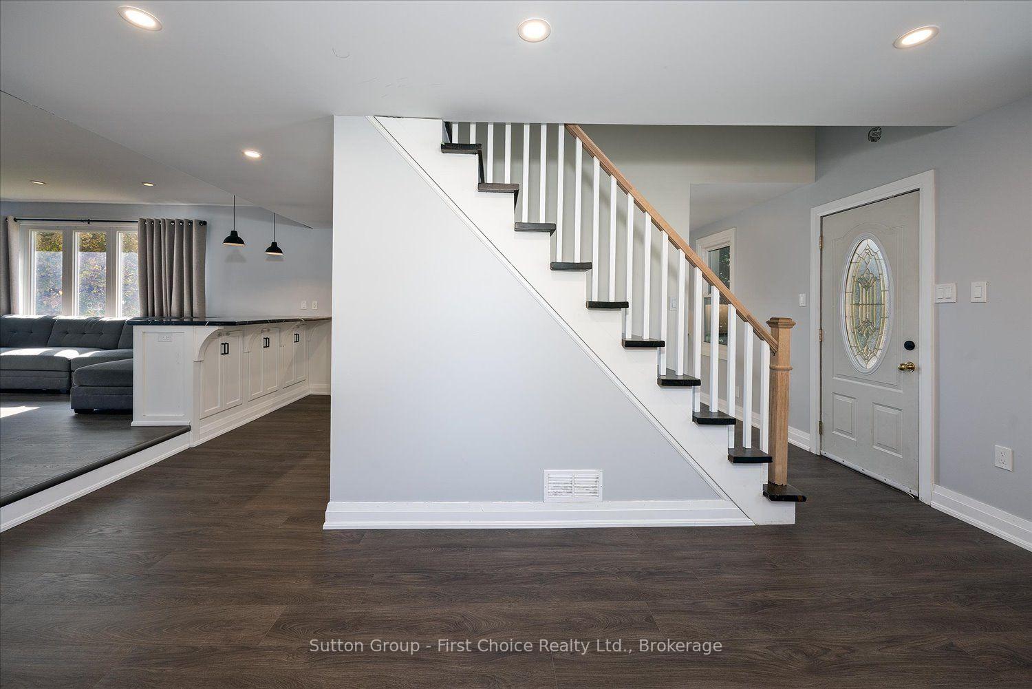 Photo 5 of 21 Temperance Street, Perth East, Milverton — HOMEH