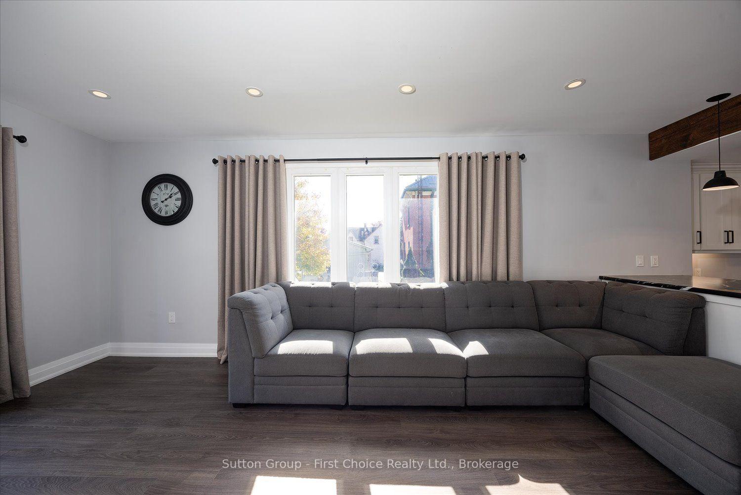 Photo 12 of 21 Temperance Street, Perth East, Milverton — HOMEH