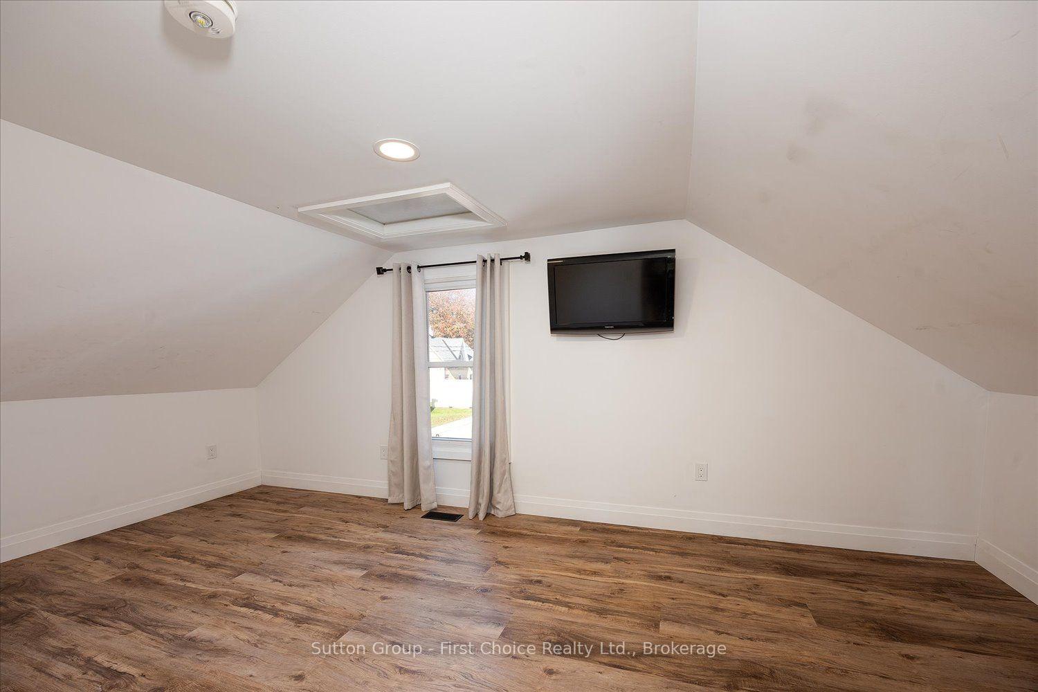 Photo 18 of 21 Temperance Street, Perth East, Milverton — HOMEH