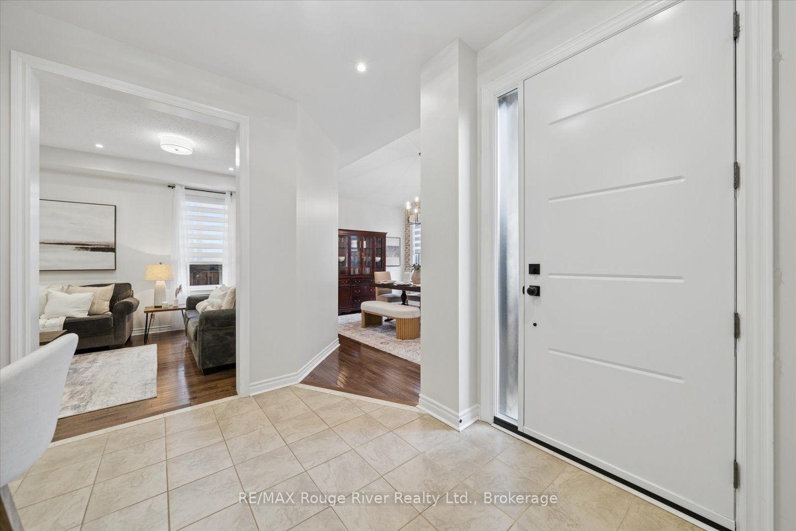 Photo 18 of 36 Shrewsbury Drive, Whitby, Brooklin — HOMEH