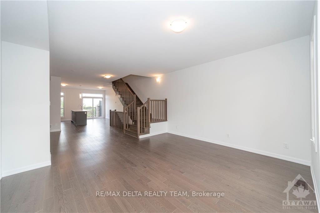 Photo 11 of 565 Halo Private, Ottawa, Chapel Hill — HOMEH
