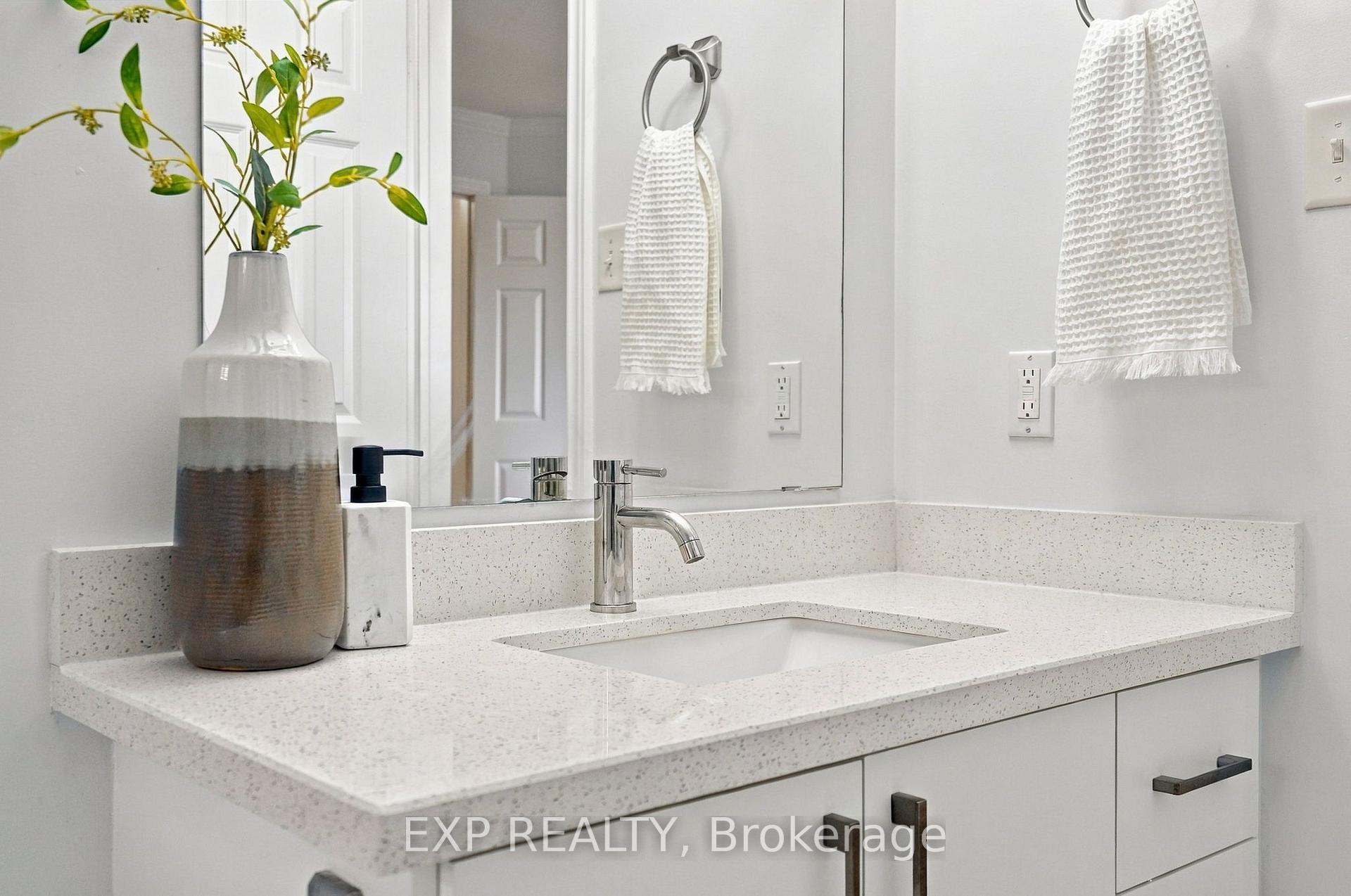 Photo 6 of 3976 Mcdowell Drive, Mississauga, Churchill Meadows — HOMEH