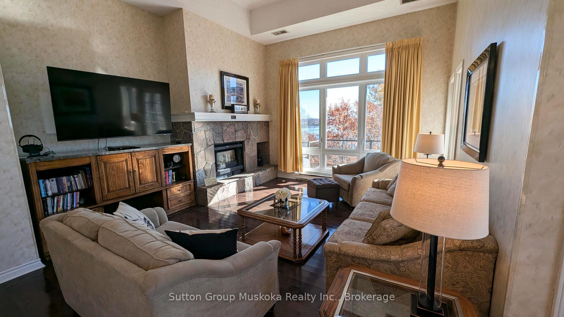 Photo of Unit 302, 19 Deerhurst Drive