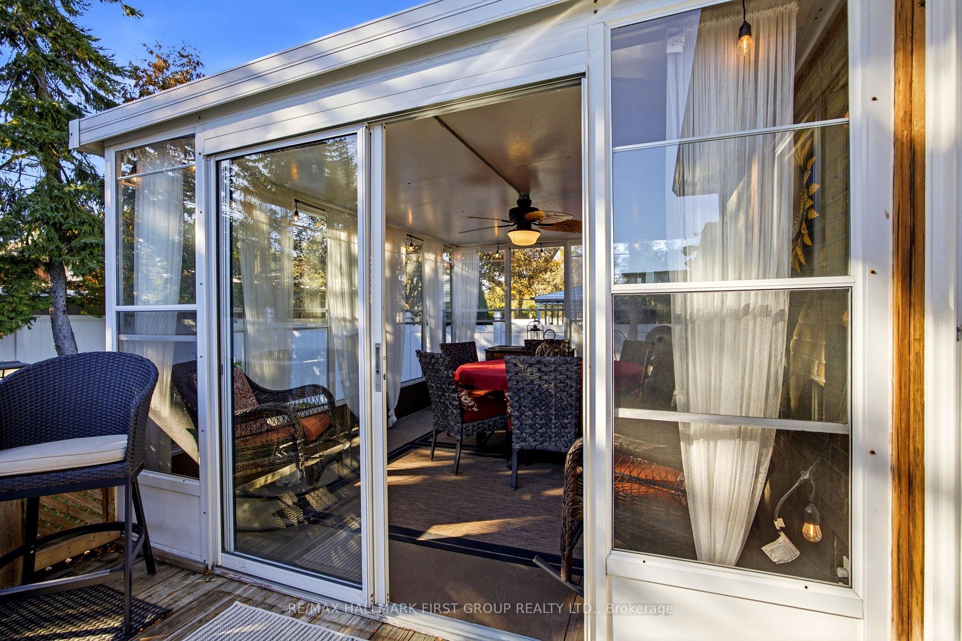 Photo 23 of 1224 Pharmacy Avenue, Scarborough, Wexford-Maryvale — HOMEH