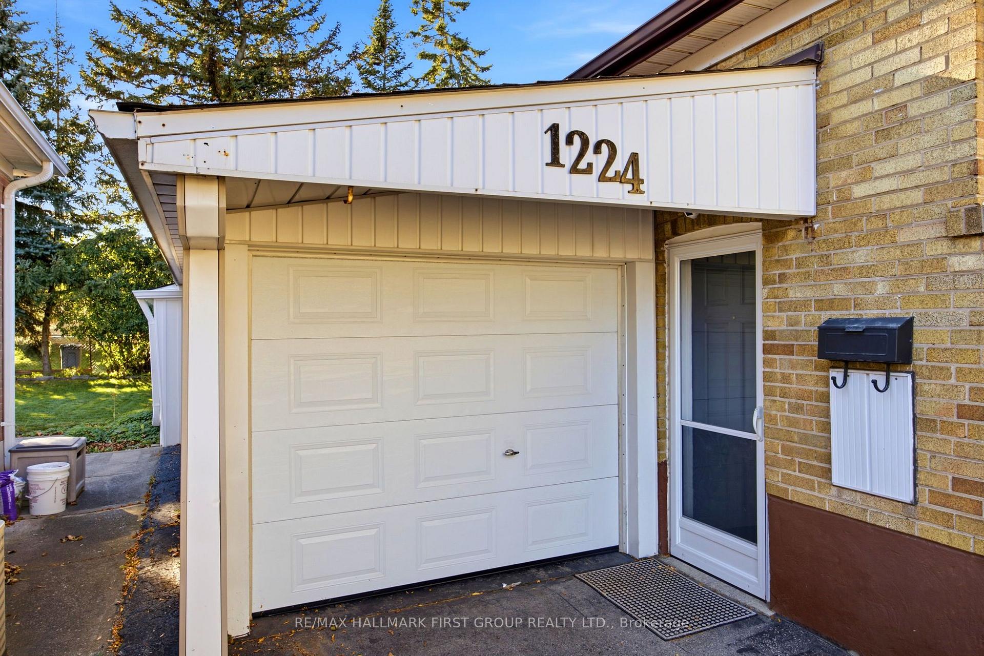 Photo 26 of 1224 Pharmacy Avenue, Scarborough, Wexford-Maryvale — HOMEH