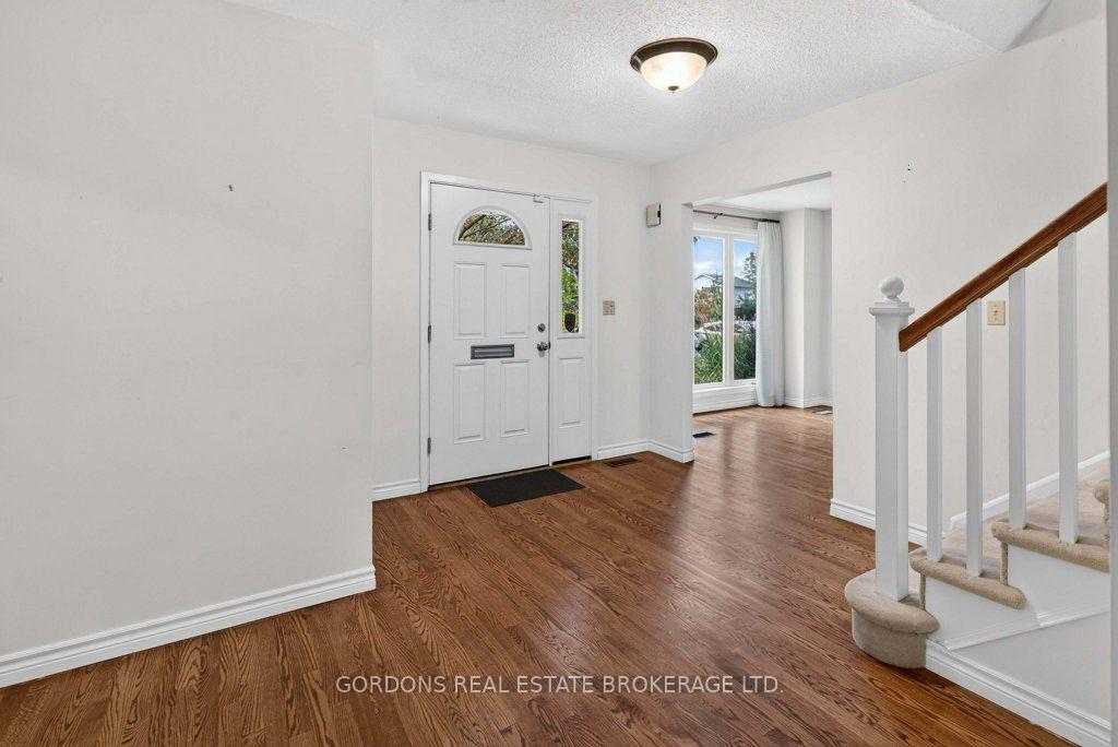 Photo 8 of 12 Casterton Avenue, Kingston, Central City West — HOMEH