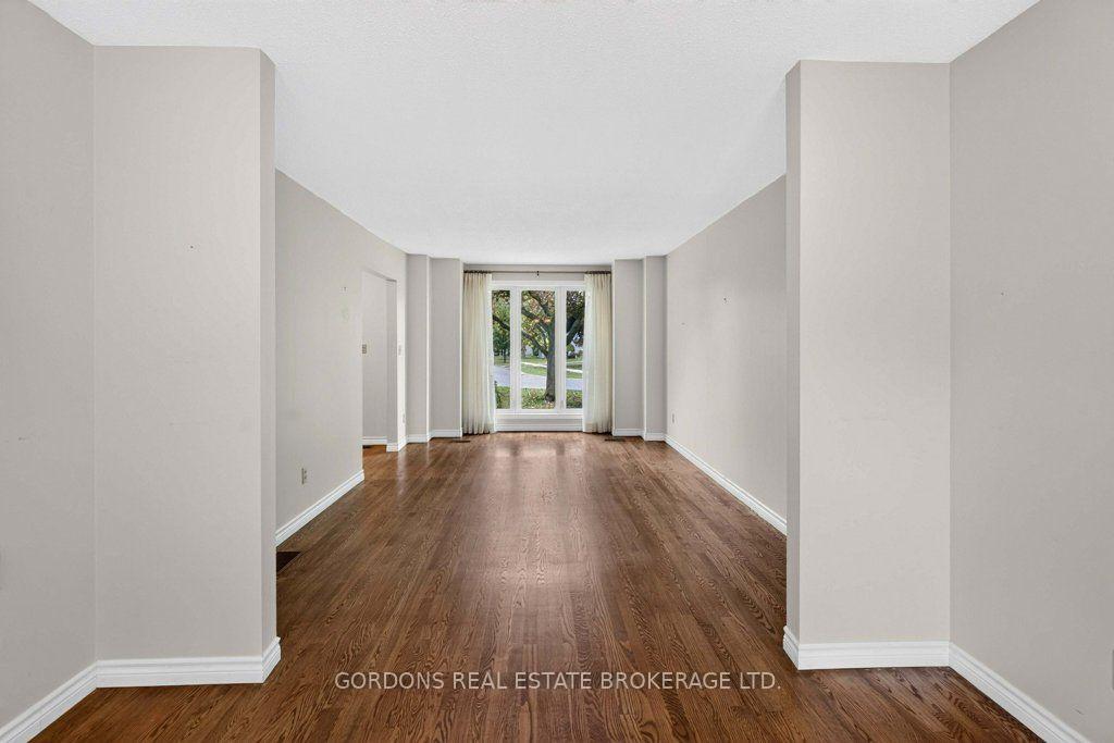 Photo 17 of 12 Casterton Avenue, Kingston, Central City West — HOMEH