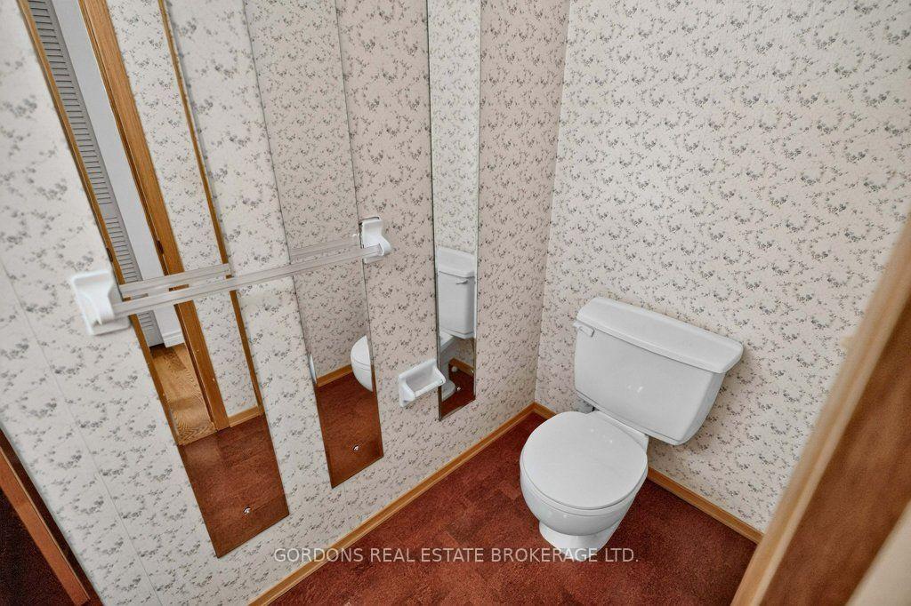 Photo 24 of 12 Casterton Avenue, Kingston, Central City West — HOMEH