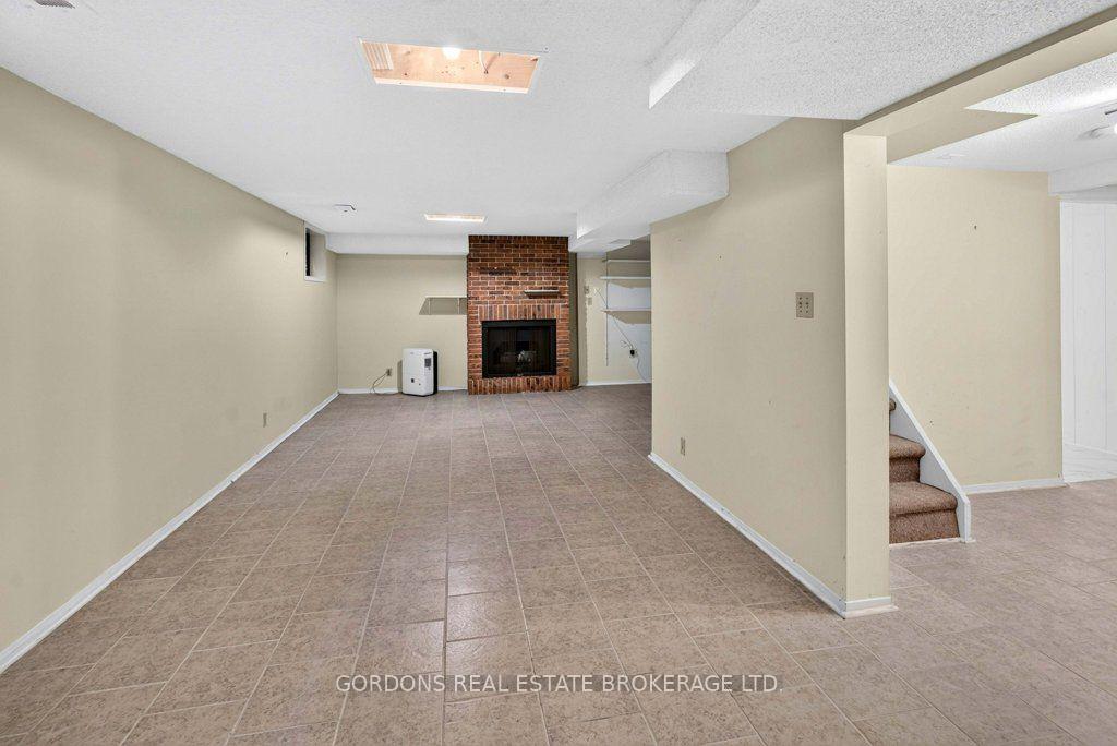 Photo 28 of 12 Casterton Avenue, Kingston, Central City West — HOMEH