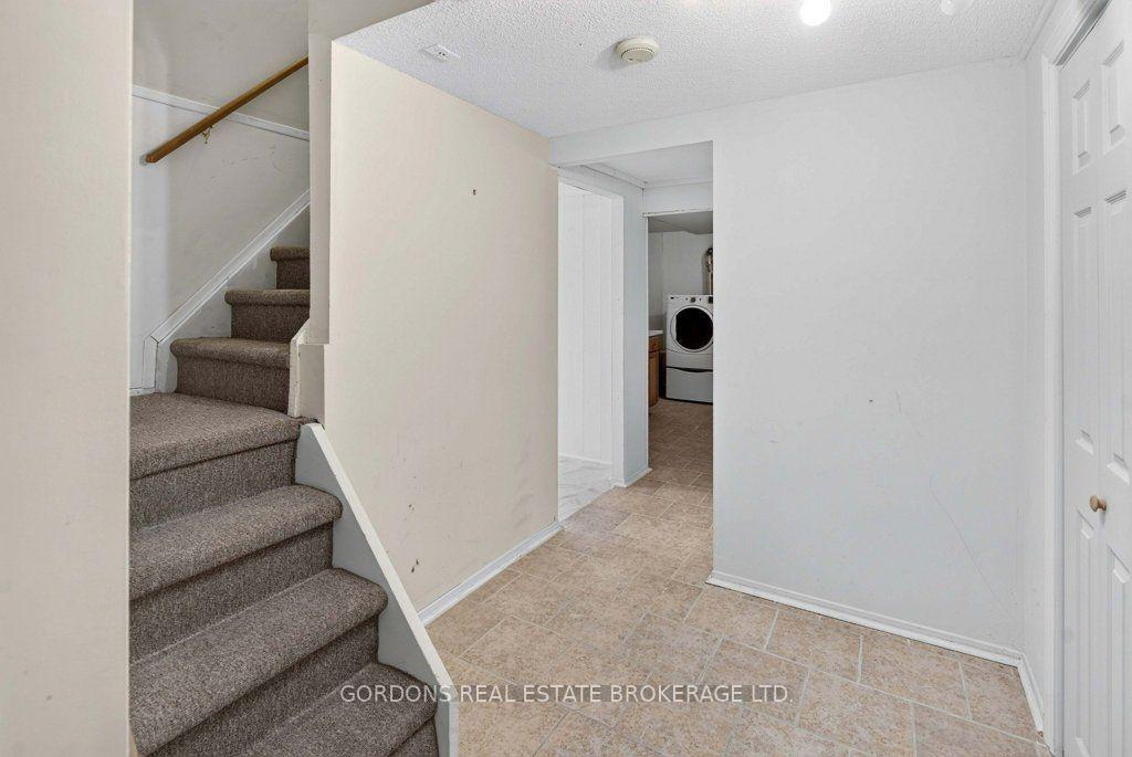 Photo 29 of 12 Casterton Avenue, Kingston, Central City West — HOMEH