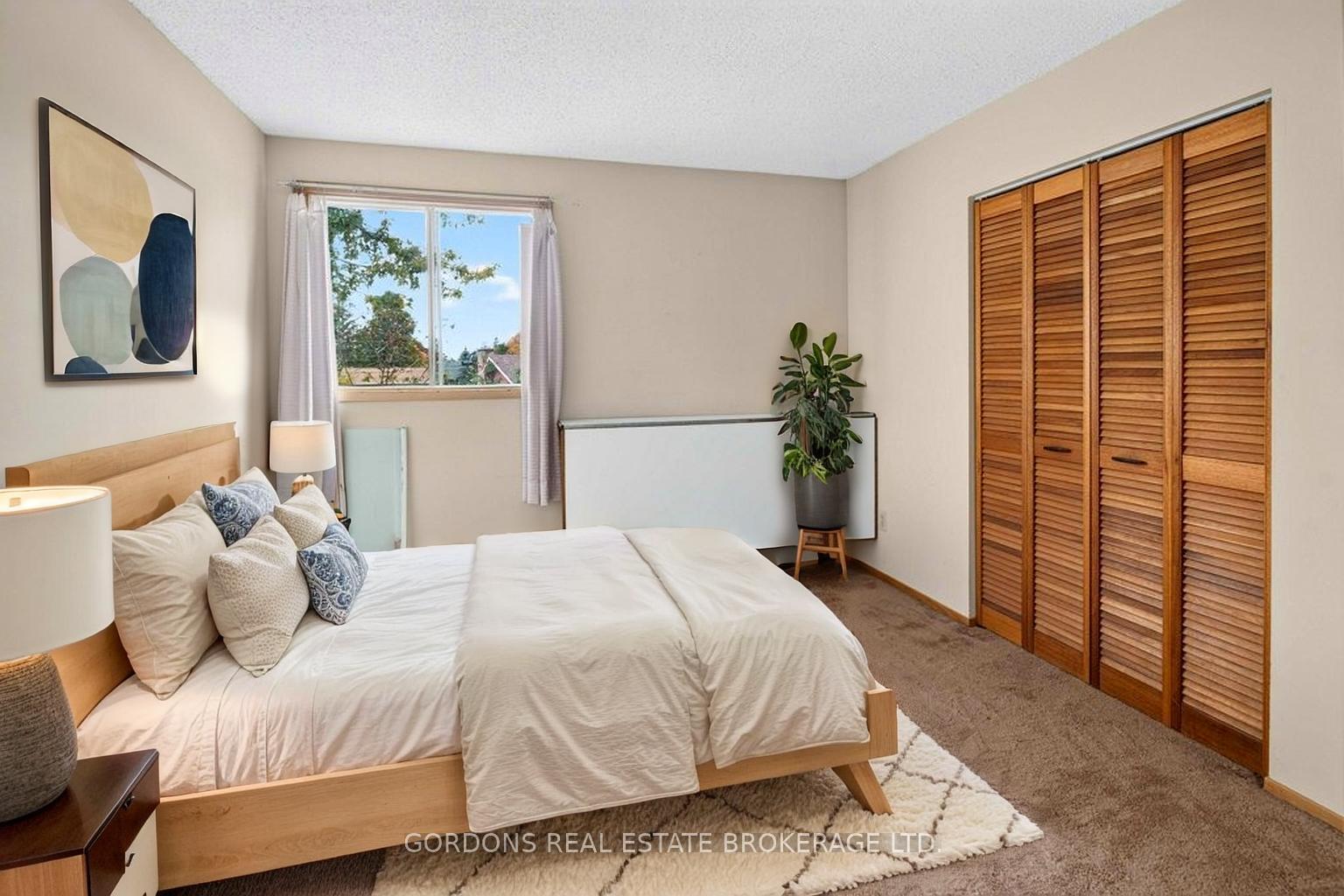 Photo 36 of 12 Casterton Avenue, Kingston, Central City West — HOMEH