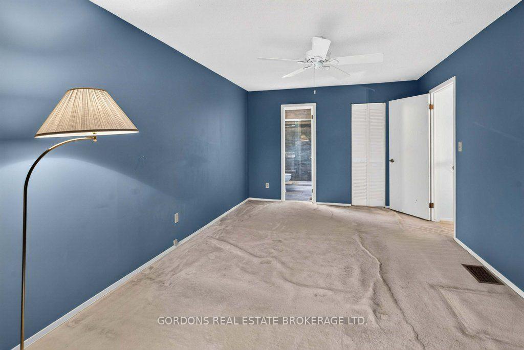 Photo 46 of 12 Casterton Avenue, Kingston, Central City West — HOMEH