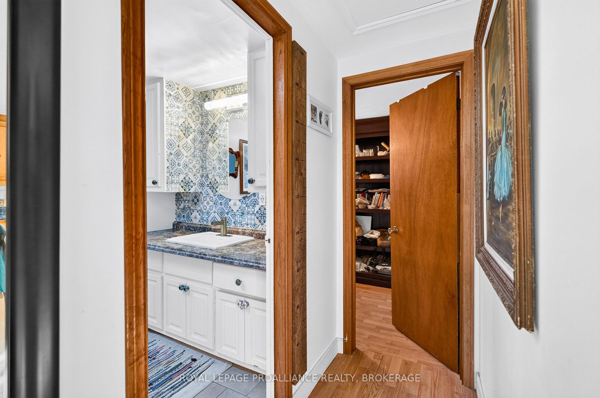 Photo 24 of 628 MacDonnell Street, Kingston, East of Sir John A. Blvd — HOMEH